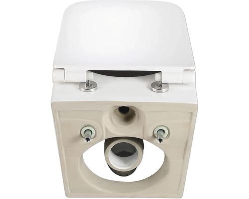 Detailní pohled na toaletu s namontovaným záchodovým prkénkem