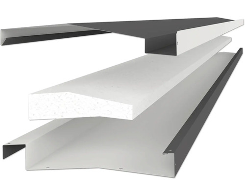 Detailní pohled na střešní okrajový profil s izolací