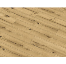 Položená laminátová podlaha s dřevěným vzhledem