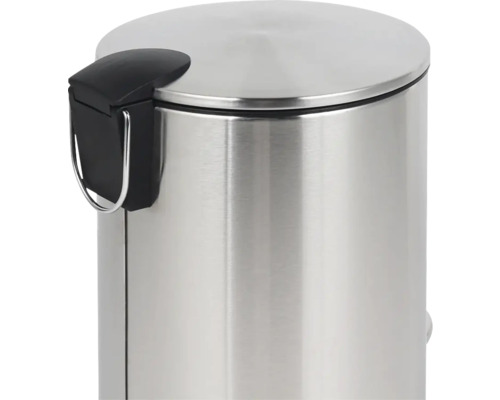 Nerezový odpadkový koš s černým víkem