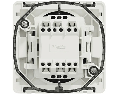 Detailní pohled na zadní stranu spínače.