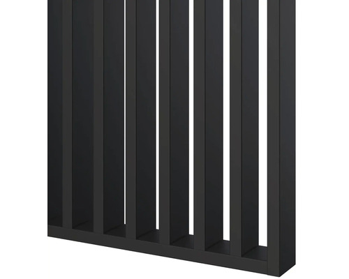 Dekorativní dělicí stěna z lamel v mřížkovém vzhledu