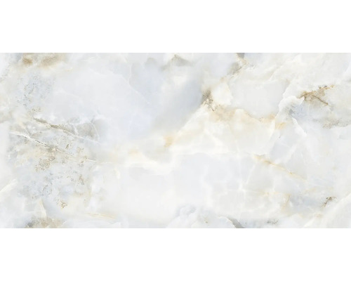 Detailní záběr dlaždice s mramorovým vzhledem.