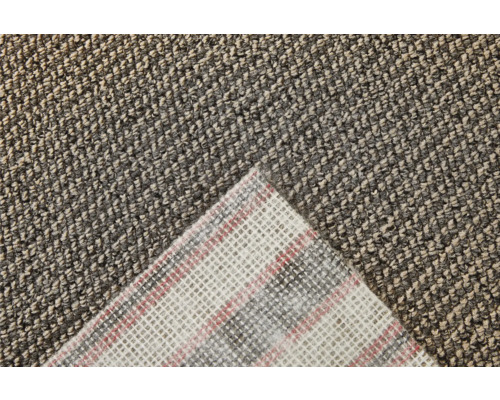Detailní pohled na všívaný koberec s textilním podkladem