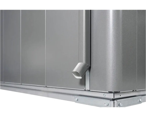 Detail zahradního domku s okapem