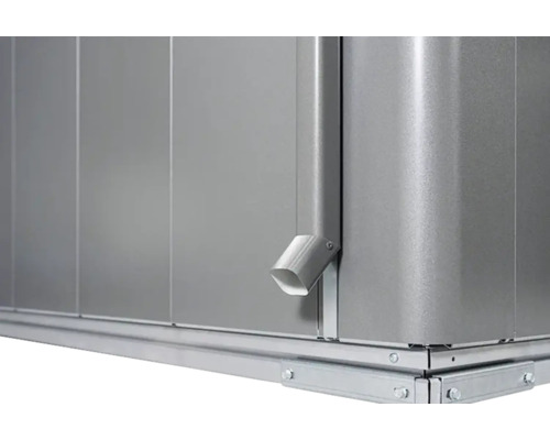 Detailní pohled na zahradní domek s okapem