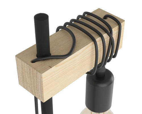 Detailní záběr lampy s dřevěnou základnou a drátěnými prvky