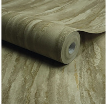 Role tapety s kamenným dekorem.