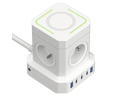 Bílá kostka zásuvky s USB porty a funkcí bezdrátového nabíjení