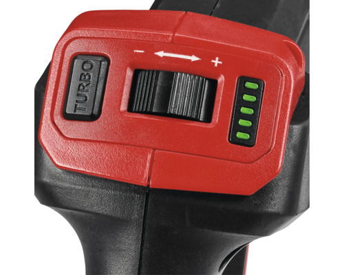 Detailní pohled na vrtačku s tlačítkem turbo, nastavením rychlosti a indikátorem stavu nabití