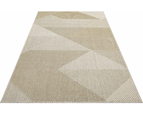 Koberec s geometrickým vzorem