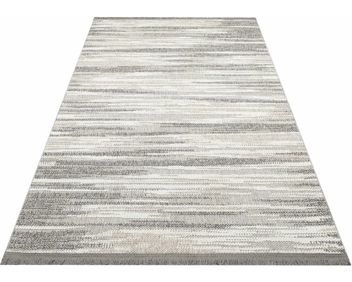 Koberec s proužkovaným vzorem