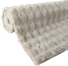 Srolovaný koberec s krátkým vlasem