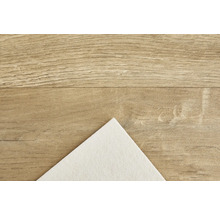 Dřevěná struktura s papírem