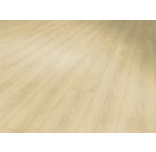 Světlá laminátová podlaha s dřevěným vzhledem.