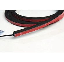 Těsnicí páska s lepicí páskou