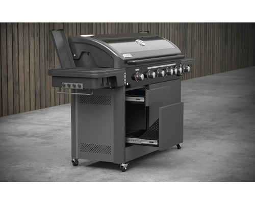 Plynový gril s ovládacími knoflíky a úložným prostorem