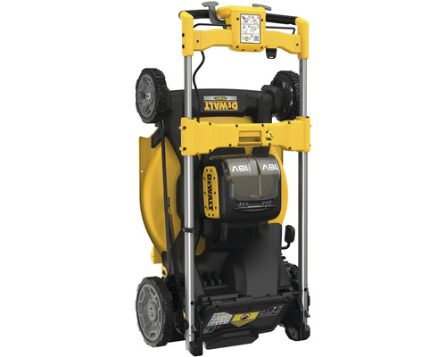 Složená žlutá sekačka na trávu DeWalt pro úsporné skladování.