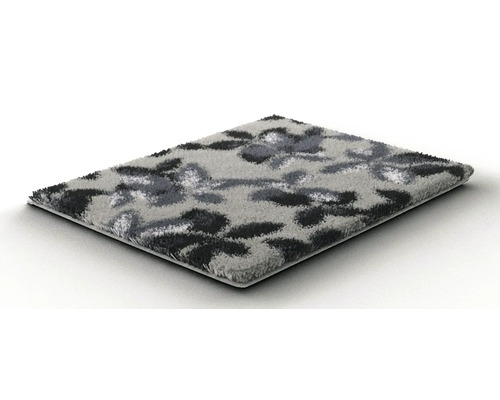 Koberec s květinovým vzorem