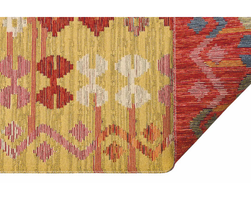 Detail vzorovaného koberce