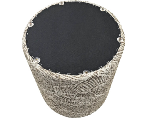 Čalouněná stolička s látkovým potahem se vzorem a šrouby