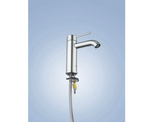 Páková směšovací baterie pro montáž na umyvadlo s připojovacími hadicemi