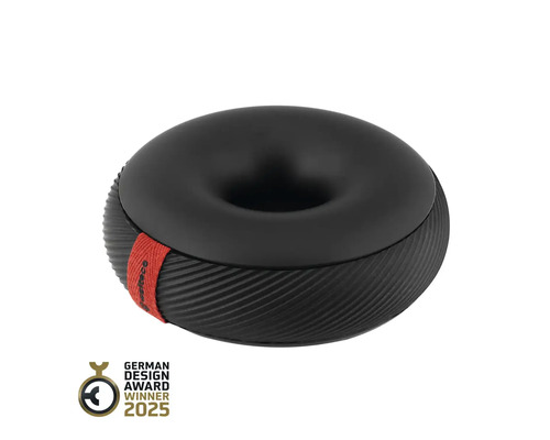 Černý stolní popelník s oceněním German Design Award Winner 2025
