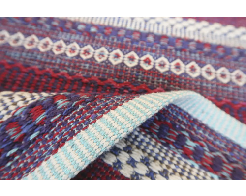 Detail vzorovaného koberce