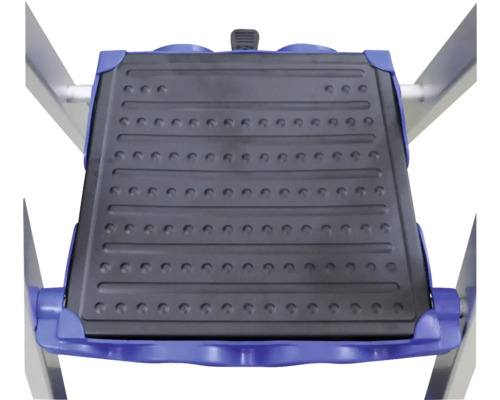 Plastový nášlap domácího žebříku