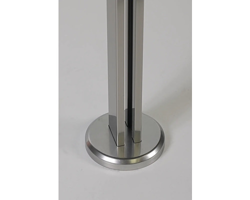 Volně stojící držák na ručníky z kovu