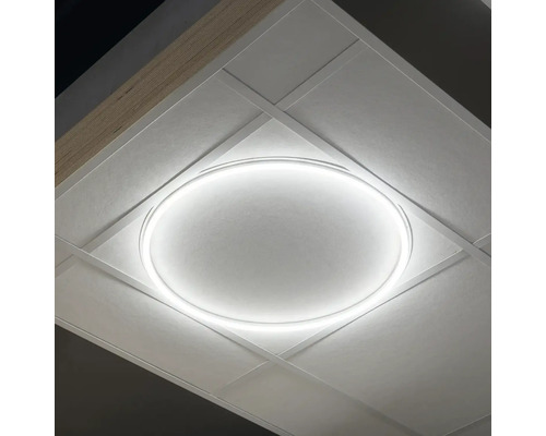 Stropní panel s kruhovým osvětlením