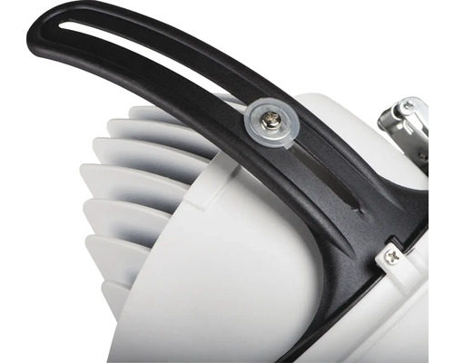 Detail bílého LED světla s černou rukojetí