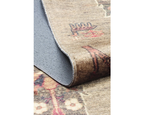 Detail vzorovaného koberce