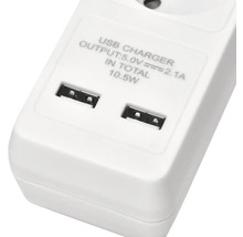 Adaptér do zásuvky se dvěma porty USB
