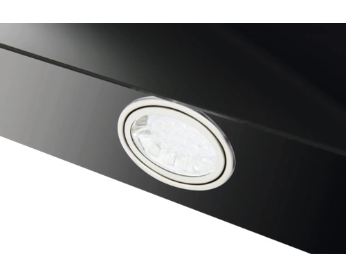 Detailní pohled na digestoř s osvětlením