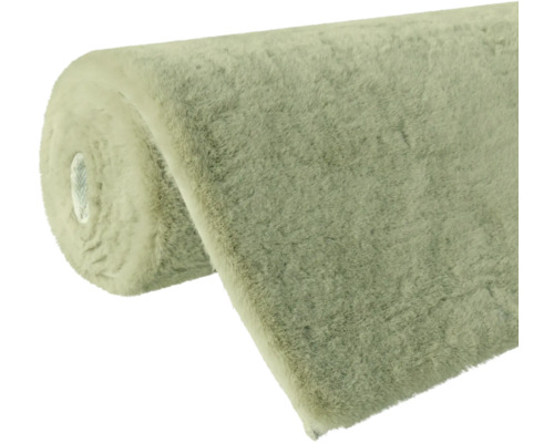 Srolovaný metrážový koberec