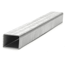 Balení sponek do ruční sponkovačky