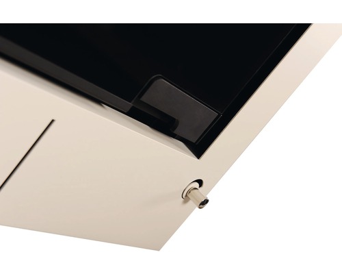 Detailní záběr skříňky pod umyvadlo se zásuvkou a odtokovým připojením