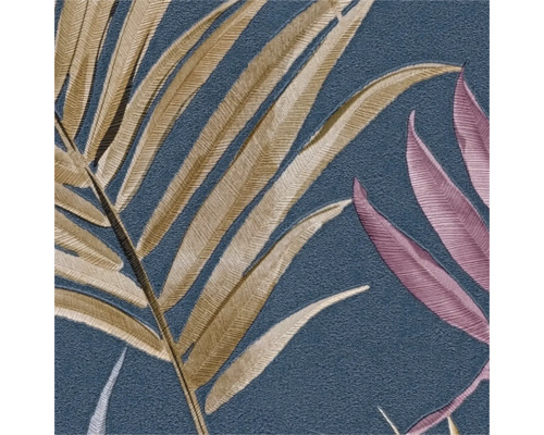 Detail strukturované tapety s motivem listů