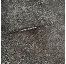 Detail poškrábaného povrchu