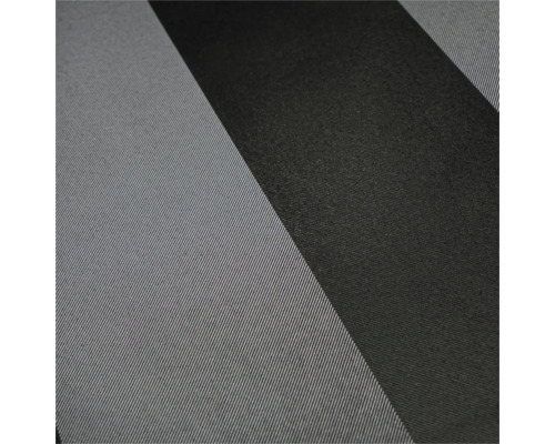 Látka s proužkovaným vzorem