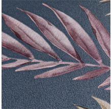 Detail tapety s rostlinným vzorem