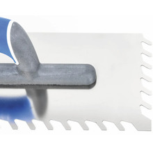 Detailní záběr zubové stěrky s rukojetí