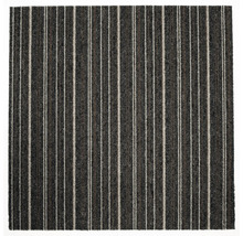 Koberec s pruhovaným vzorem