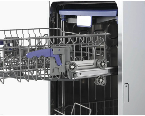 Detailní pohled na koš myčky nádobí