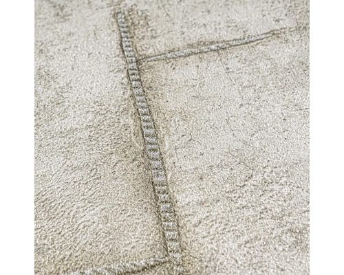 Detail strukturované tapety se vzorem švu