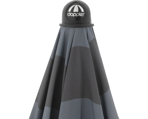 Detailní pohled na deštník s logem Doppler