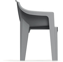 Zahradní křeslo z plastu, boční pohled