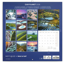 Náš planetární nástěnný kalendář 2026 s šestnácti měsíčními přehledy a fotografiemi přírody