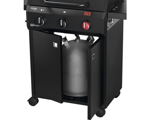 Plynový gril Chicago Next s otevřenými dvířky, zobrazuje plynovou láhev